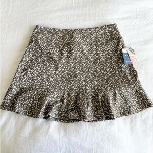 NWT Tommy Bahama Leopard Print Athletic Skort